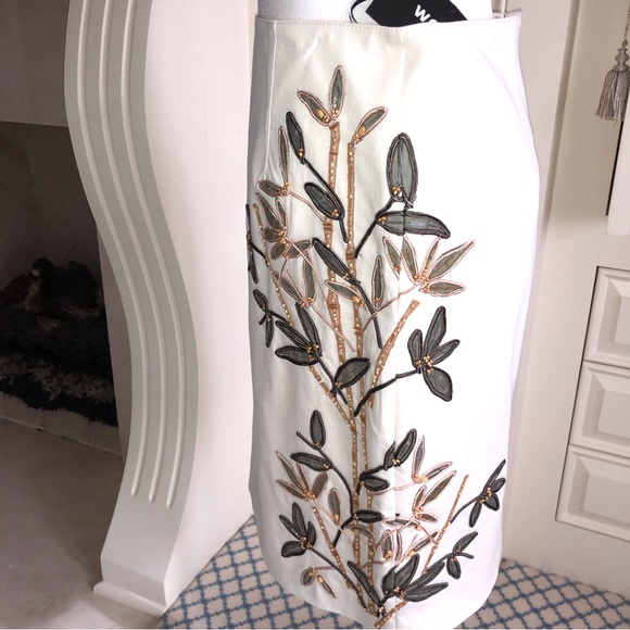 Worth Off White With Kaiki Green Tan Beaded Emebllishments New Size 6 - Picture 8 of 16